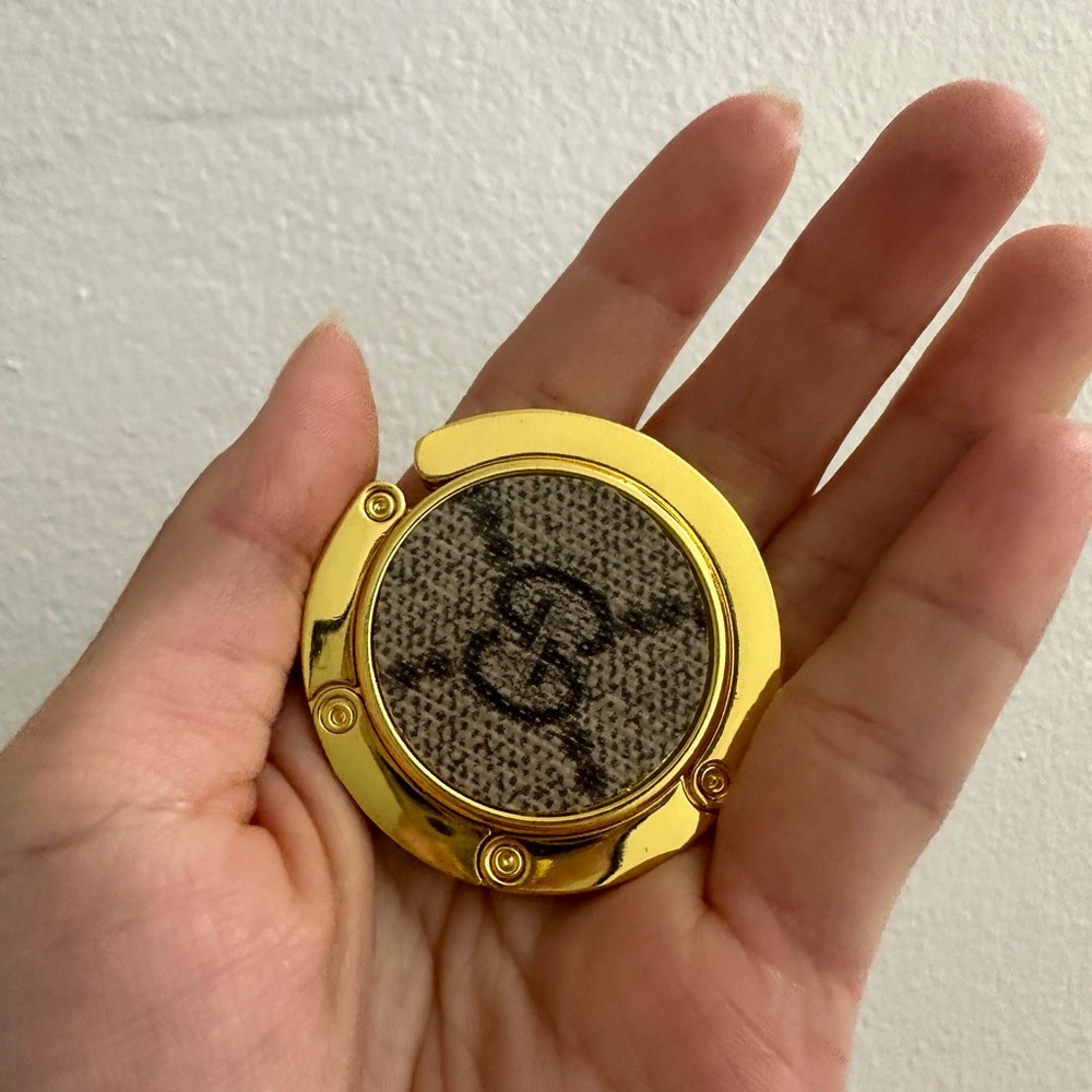 Gucci Gold Bag Holder (Upcycled)